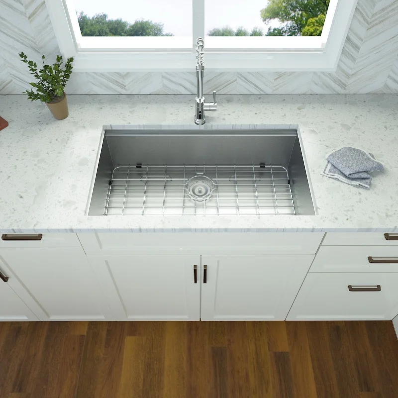 Single Bowl Stainless Steel Undermount Kitchen Sink - 32 x 19 x 9 - 32 x 19 x 9