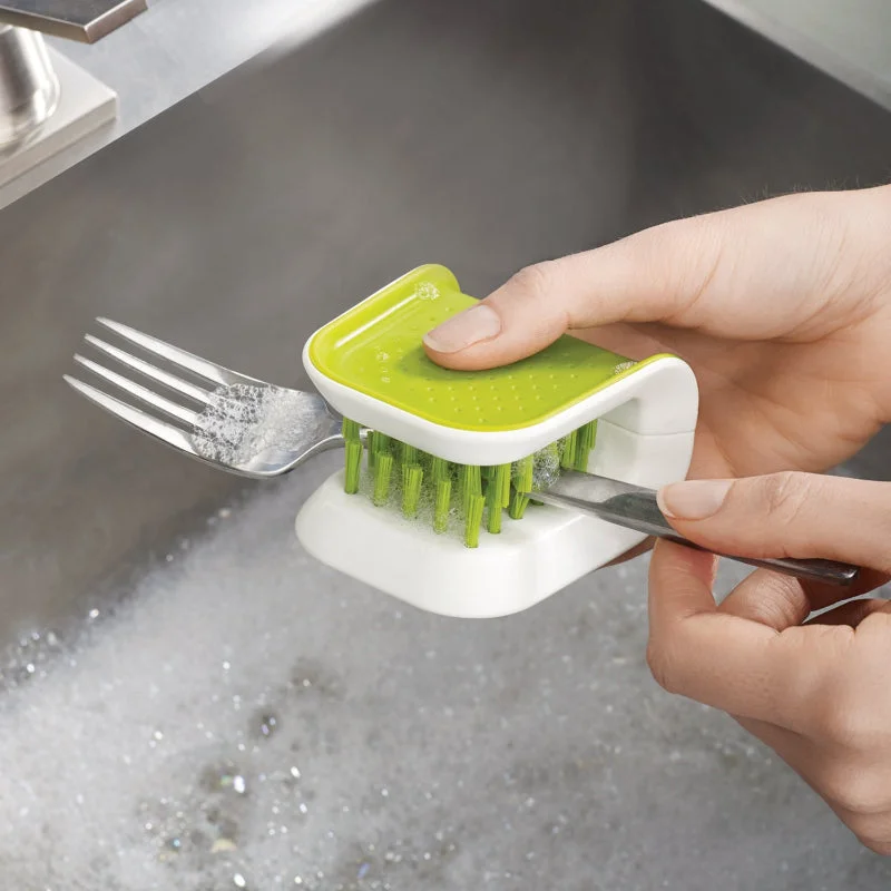 Joseph Joseph Green Blade Brush Cutlery and Knife Cleaner