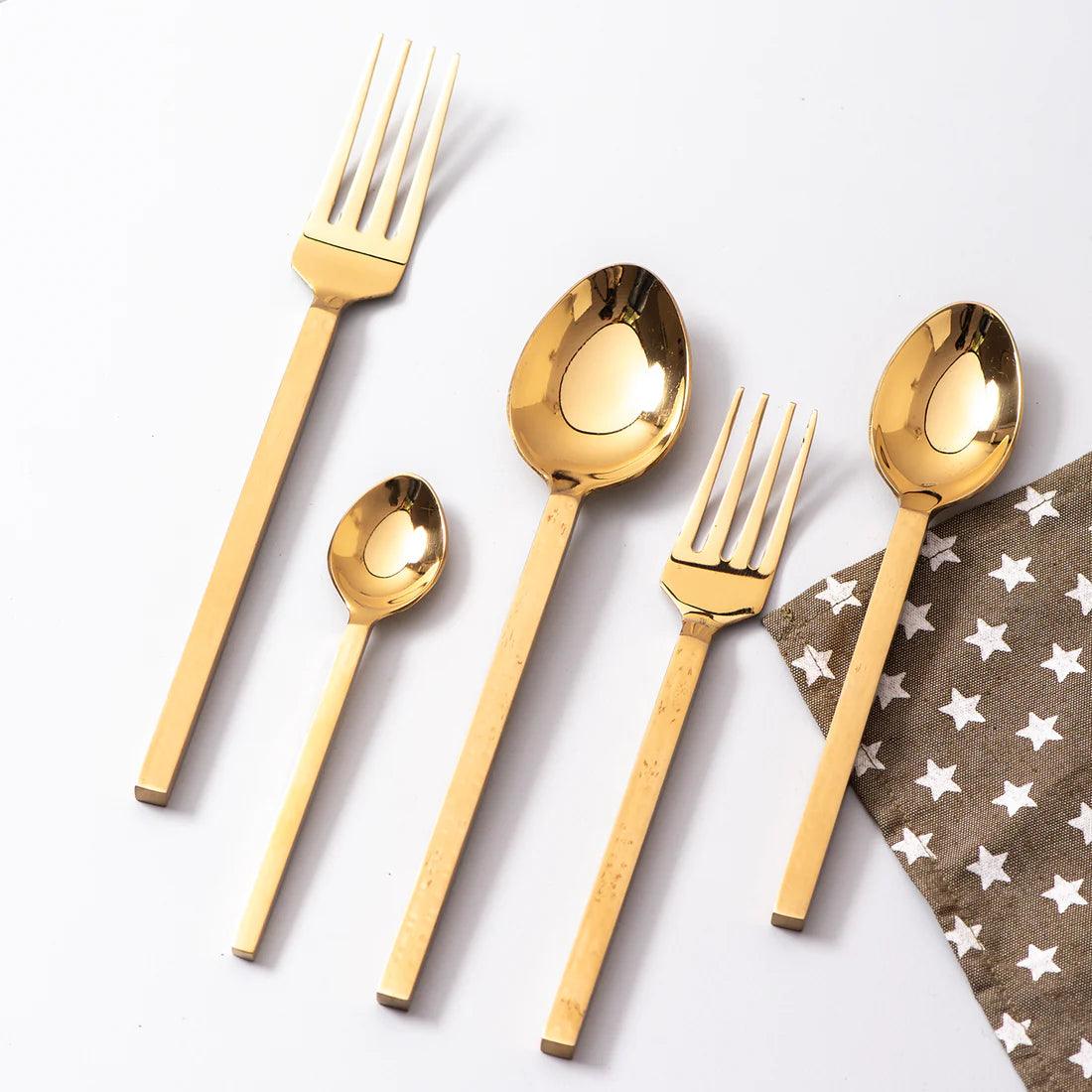 Cutlery Set for Dining Table Stylish Spoon Fork and Knife Set Dinner Cutlery Set of 5 Gold